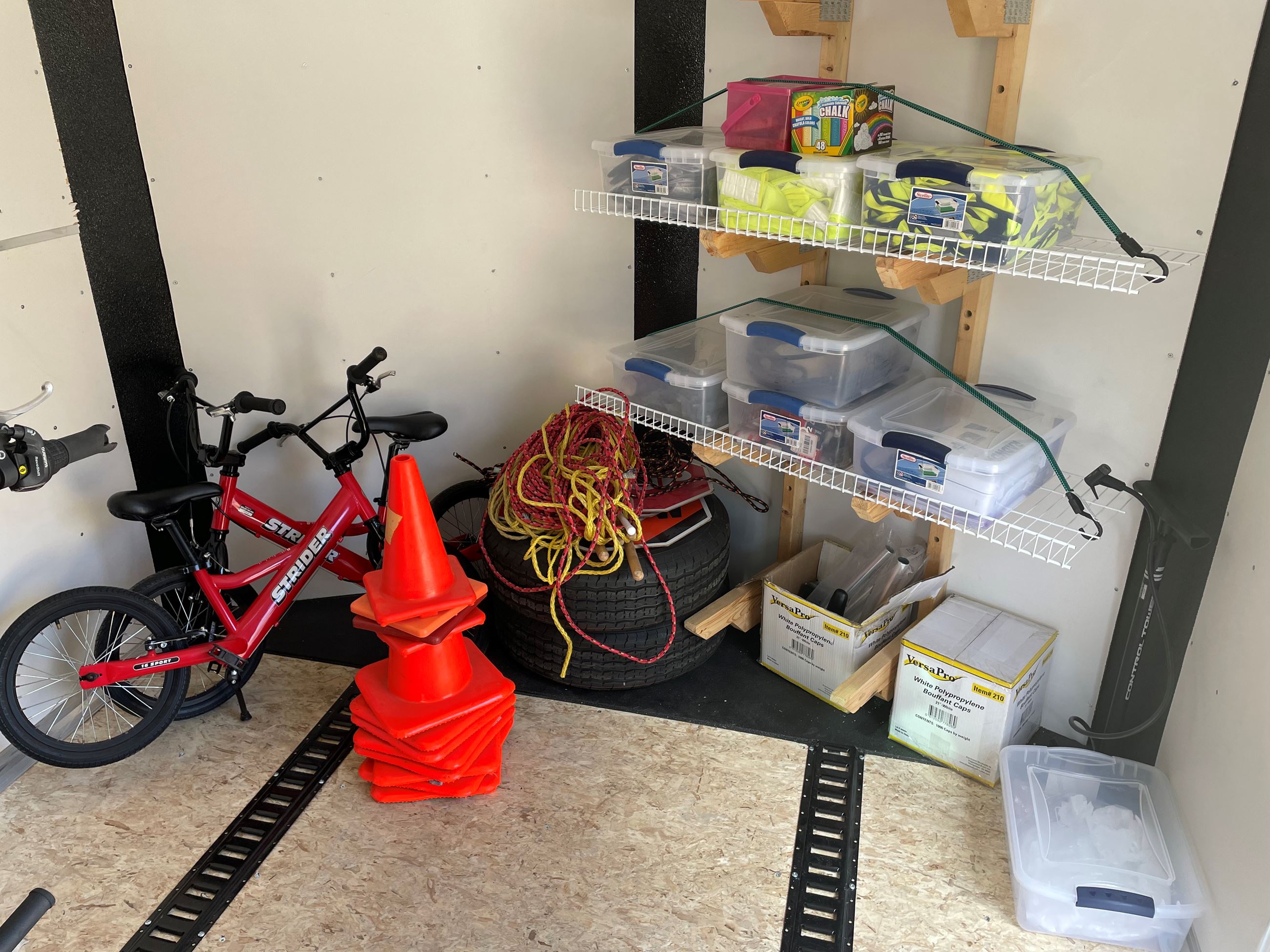 Trailer (Internal - supplies)